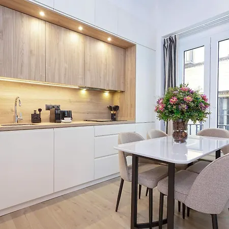 Genteel Home Teodosio Sevilla Buitenkant foto