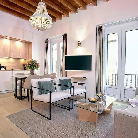 Genteel Home Teodosio Sevilla Buitenkant foto