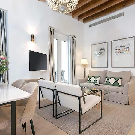 Genteel Home Teodosio Sevilla Buitenkant foto