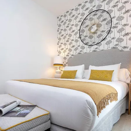 Genteel Home Teodosio Sevilla Buitenkant foto